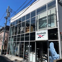 Reebok CLASSIC Store Harajuku - Hobby Shop