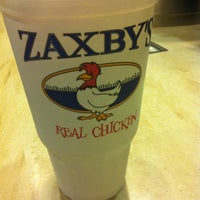 Photo taken at Zaxby&amp;#39;s Chicken Fingers &amp;amp; Buffalo Wings by Anita M. on 5/11/2013