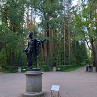 Photo taken at Государственный музей-заповедник «Павловск» by Rafael K. on 8/28/2021