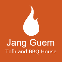 6/24/2015 tarihinde Jang Guem Tofu and BBQ Houseziyaretçi tarafından Jang Guem Tofu and BBQ House'de çekilen fotoğraf