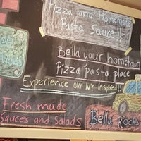 Foto diambil di Bella Pizza &amp;amp; Pasta oleh Scott R. pada 6/28/2015