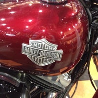 12/11/2015에 Ednei &amp;amp; Gabi C.님이 Maverick Harley-Davidson에서 찍은 사진
