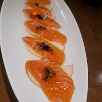 Foto scattata a Yellowtail, Modern Asian Cuisine and Sushi da Olga T. il 12/23/2019