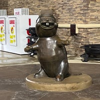 Photo taken at Buc-ee&amp;#39;s by Joseph M. on 5/1/2024