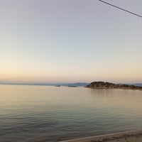 Foto tomada en İkizler Beach  por Selim K. el 9/25/2022