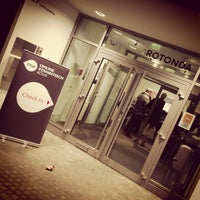 รูปภาพถ่ายที่ ROTONDA Business Club โดย Tobias T. เมื่อ 11/12/2012