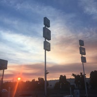 10/19/2018 tarihinde Ginny B.ziyaretçi tarafından West Wind Sacramento 6 Drive-In'de çekilen fotoğraf