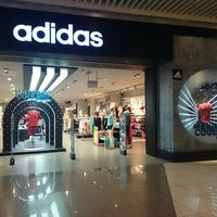 Peticionario puerta coger un resfriado Adidas Store Locations Poland, SAVE 43% - redcolaborativa.cl