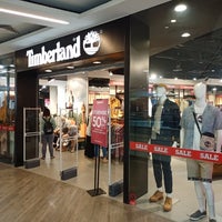 Photo taken at Timberland Outlet by Asaliah . on 11/19/2022
