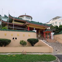 Photo taken at Yuan Meng Shih Temple by Asaliah . on 4/16/2021