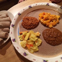 Das Foto wurde bei Walia Ethiopian Restaurant von Matthew A. am 1/4/2014 aufgenommen