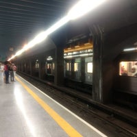 Photo taken at Estação Clínicas (Metrô) by Fabiano T. on 2/18/2018