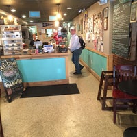 8/22/2016 tarihinde Rosemary D.ziyaretçi tarafından Cafe la Reine'de çekilen fotoğraf
