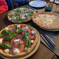 Photo taken at Pizza Liloo by Mutsumi O. on 5/11/2019