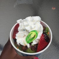 Photo prise au Frozen Planet Yogurt par heaven_too_fly le7/20/2015