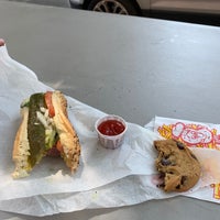 Photo taken at Johnny&amp;#39;s Beef &amp;amp; Gyros Lincoln Park by Jack on 8/20/2021