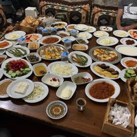 Photo taken at Mustafa&amp;#39;nın Kahvaltı Dünyası by Srat on 11/10/2019