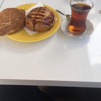 Photo taken at Asil Konak Cafe &amp;amp; Bistro by Şervan on 8/11/2016