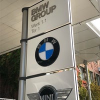 Photo taken at BMW-Hochhaus (Vierzylinder) by slys on 10/6/2018