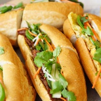 7/1/2015 tarihinde CoCo Vietnamese Sandwiches &amp;amp; Phoziyaretçi tarafından CoCo Vietnamese Sandwiches &amp;amp; Pho'de çekilen fotoğraf