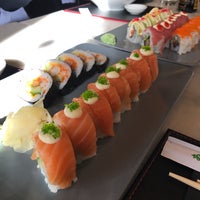 Photo taken at Sushi Life by Hani I. on 5/23/2017