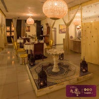 Das Foto wurde bei Tanjiah Restaurant von مطعم طنجية | Tanjiah Restaurant am 1/22/2016 aufgenommen