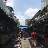 Photo taken at Phra Khanong Market by しの on 5/20/2019