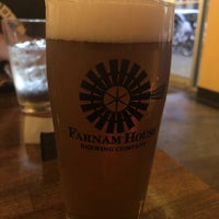 Foto tirada no(a) Farnam House Brewing Company por Ken M. em 7/13/2022