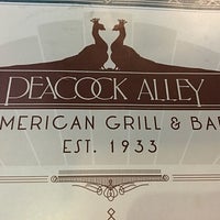 รูปภาพถ่ายที่ Peacock Alley โดย Greg L. เมื่อ 5/18/2018