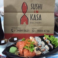 Das Foto wurde bei Sushi in Kasa Delivery von Ivo B. am 7/27/2015 aufgenommen