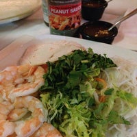 11/27/2013にStephanie B.がBambu Asian Cuisineで撮った写真
