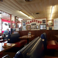Foto tirada no(a) Flagstop Café - Boerne, Texas por Leslie M. em 8/11/2017