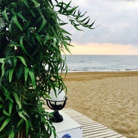 Foto tirada no(a) SeaSide Beach Lounge por Kaan K. em 3/26/2017