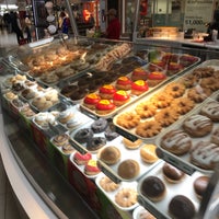 Photo taken at Krispy Kreme by Adolfo F A. on 9/28/2017