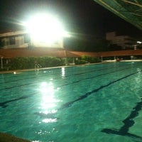 Photo taken at สระว่ายน้ำ ศูนย์กีฬา17รามอินทรา by Buateng on 6/12/2014