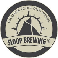 Foto tirada no(a) Sloop Brewing @ The Barn por Sloop Brewing @ The Barn em 7/6/2015