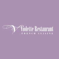 Das Foto wurde bei Violette Restaurant von Violette Restaurant am 7/6/2015 aufgenommen