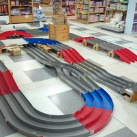 おもちゃのバンビ 本郷店 ホビーショップ