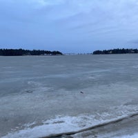 Photo taken at Herttoniemenranta / Hertonäs strand by Timo S. on 3/25/2023