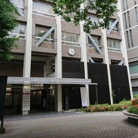 早稲田大学 16号館 Edificio Universitario Academico