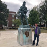 10/4/2019 tarihinde Les R.ziyaretçi tarafından Eastern Kentucky University'de çekilen fotoğraf