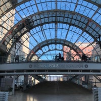 Photo taken at Indianapolis Artsgarden by Les R. on 2/19/2021