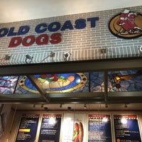 Photo taken at Gold Coast Dogs by Les R. on 4/11/2019