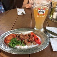 Das Foto wurde bei Ресторан &amp;quot;Гранатовый Сад&amp;quot; von Katerina M. am 5/6/2017 aufgenommen