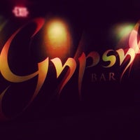 10/19/2012 tarihinde John L.ziyaretçi tarafından Gypsy Bar'de çekilen fotoğraf