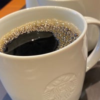 Photo taken at Starbucks by ひとりざけ on 1/7/2020