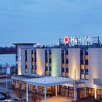 Photo taken at H4 Hotel Leipzig by H-Hotels.com on 3/23/2018