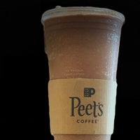 Photo prise au Peet&#39;s Coffee &amp; Tea par Todd R. le7/4/2019