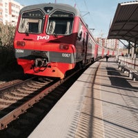 Photo taken at Станция «Дворец спорта» by Tsaryousha🌸 on 9/30/2015