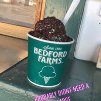 Das Foto wurde bei Bedford Farms Ice Cream von Matthew J. am 6/26/2019 aufgenommen